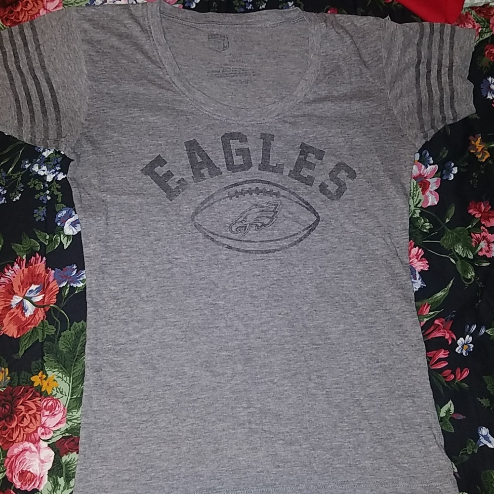 Eagles tee
